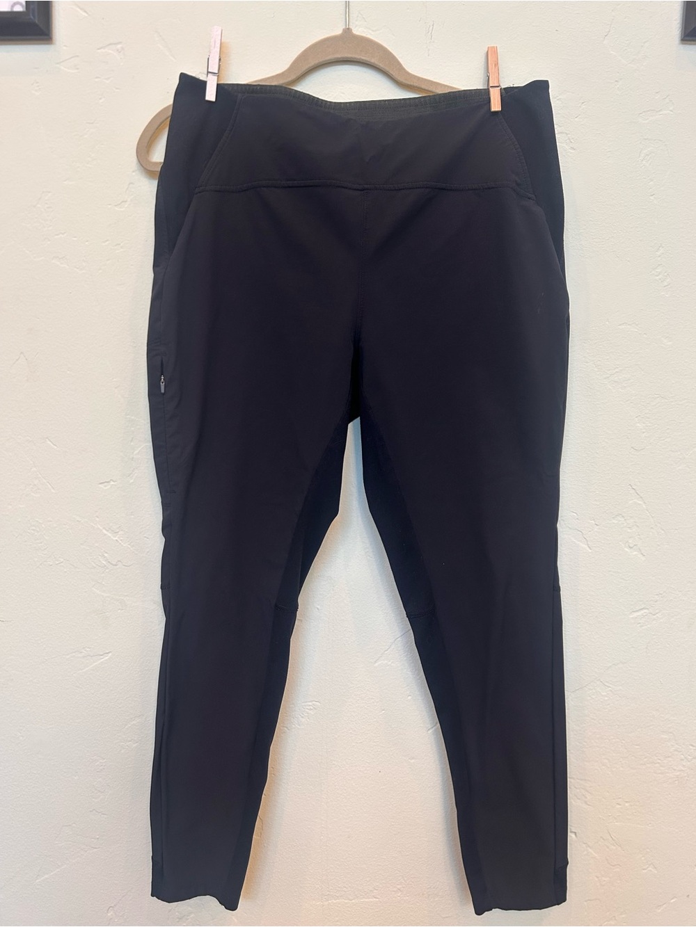 Mountain Hardwear Dynama High Rise Black Pants | Women’s L
